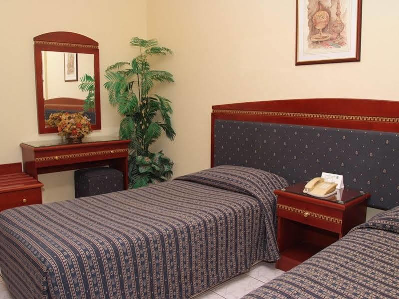 Al Sharq Hotel Apartment Шарджа Экстерьер фото